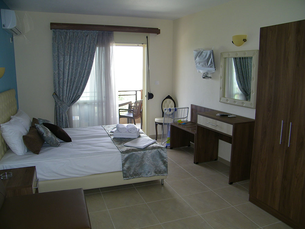 Apartamento Castro deluxe Toroni Exterior foto